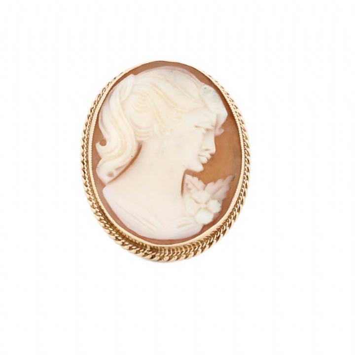Pre-Owned 9ct Yellow Gold Oval Cameo Ring