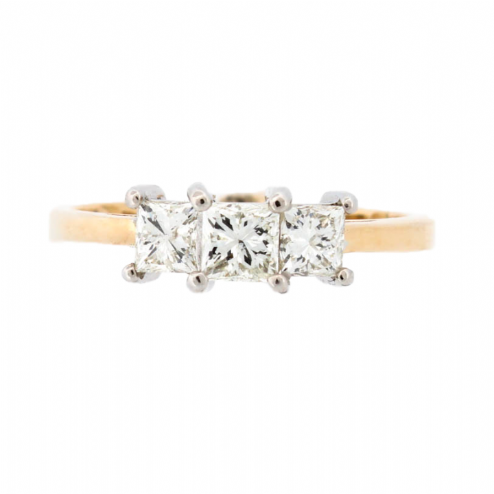 Pre-Owned 18ct Yellow Gold Diamond 3 Stone Ring 1.00ct
