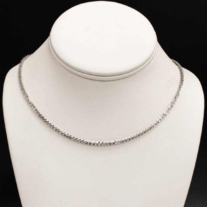 Pre-Owned 9ct White Gold 18
