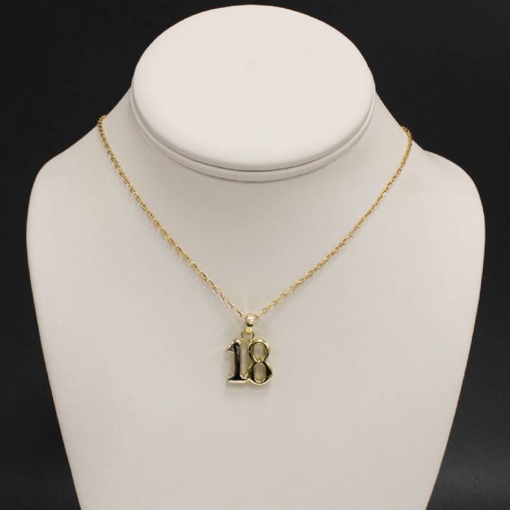 Pre-Owned 9ct Yellow Gold '18' Pendant & 16