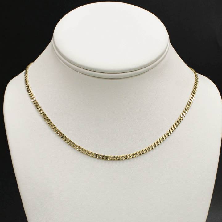 Pre-Owned 9ct Yellow Gold 18