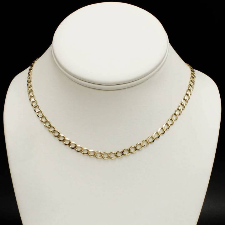 Pre-Owned 9ct Yellow Gold 18