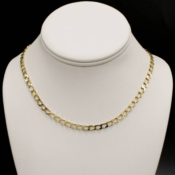 Pre-Owned 9ct Yellow Gold 18