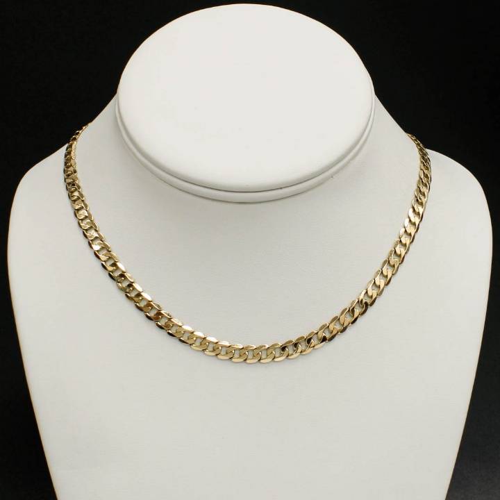 Pre-Owned 9ct Yellow Gold 18