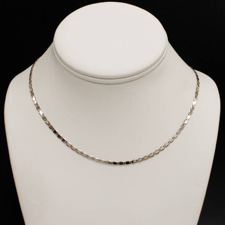 Pre-Owned 9ct White Gold 22