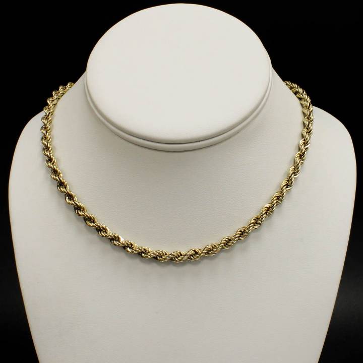 Pre-Owned 9ct Yellow Gold 24